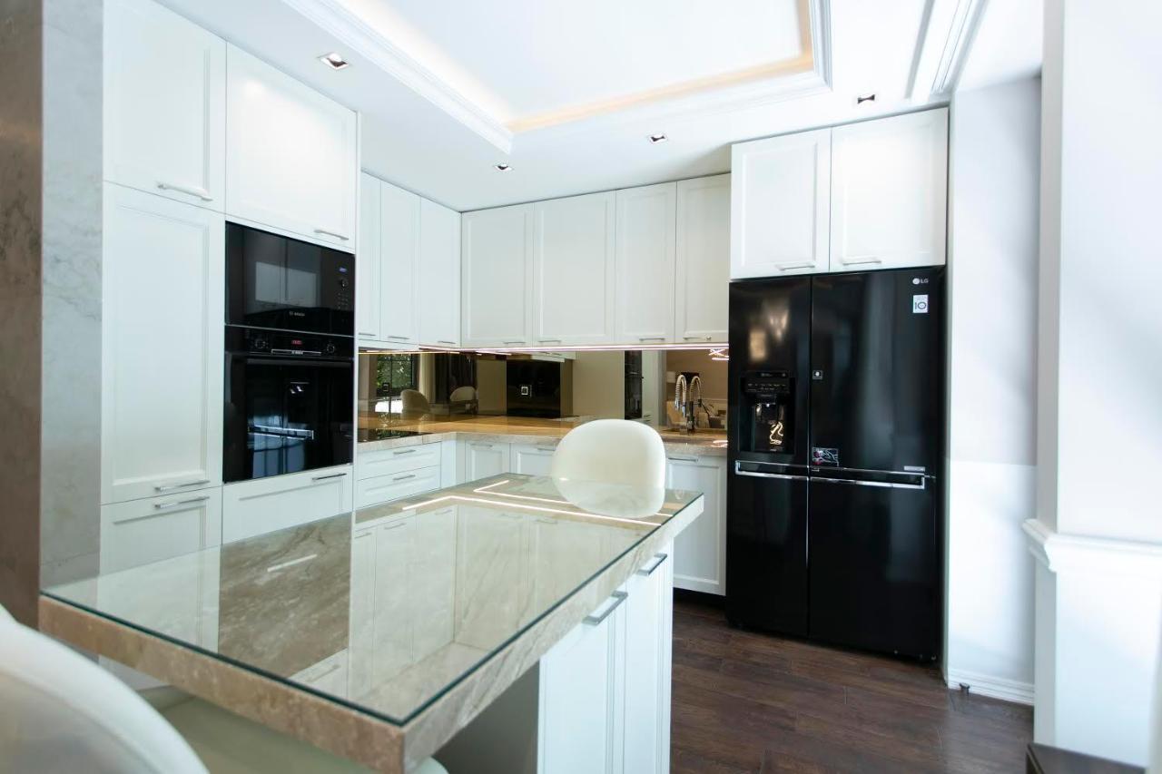 A True Touch Of Luxury Apartment Belgrade Luaran gambar