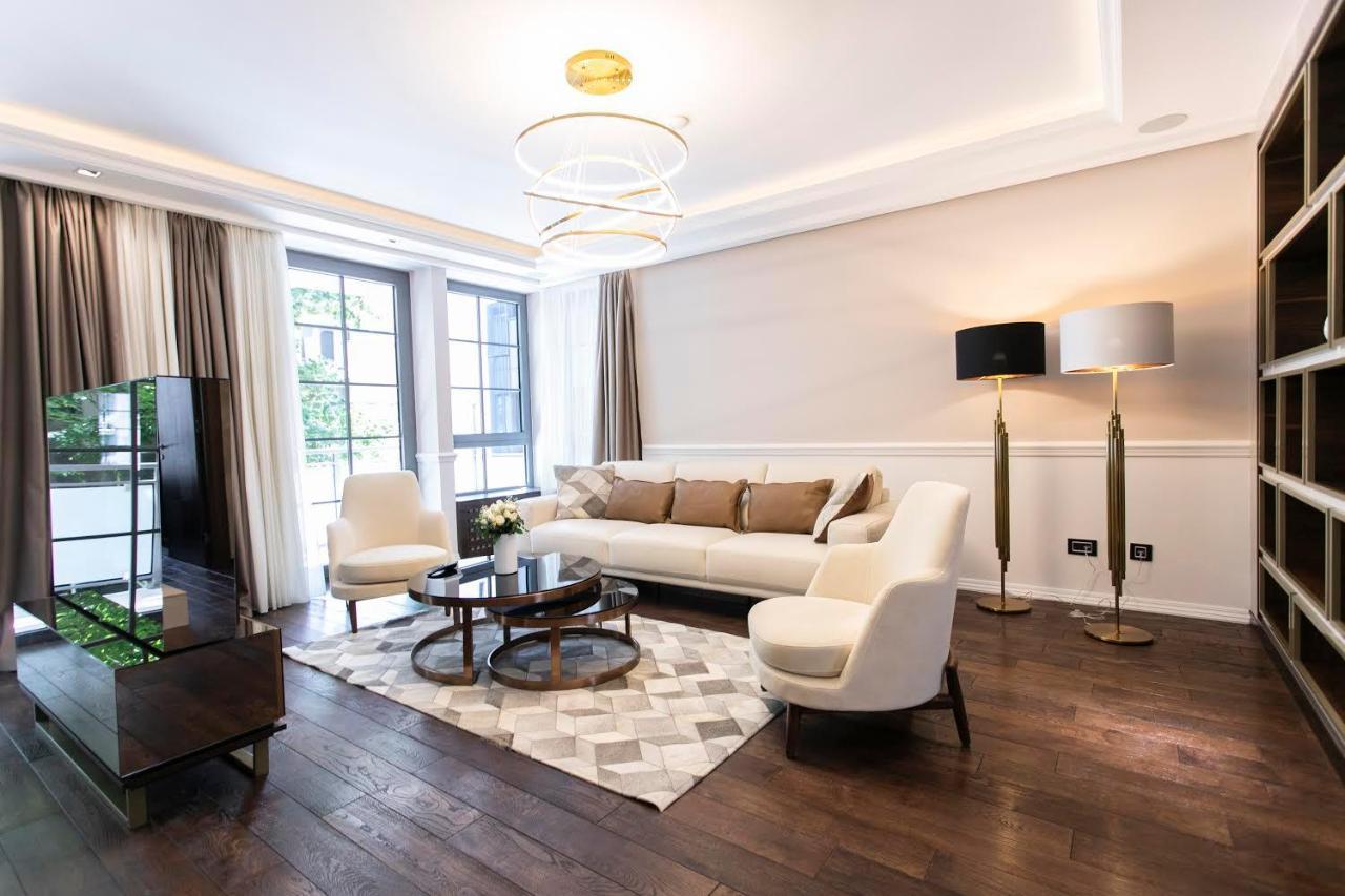 A True Touch Of Luxury Apartment Belgrade Luaran gambar