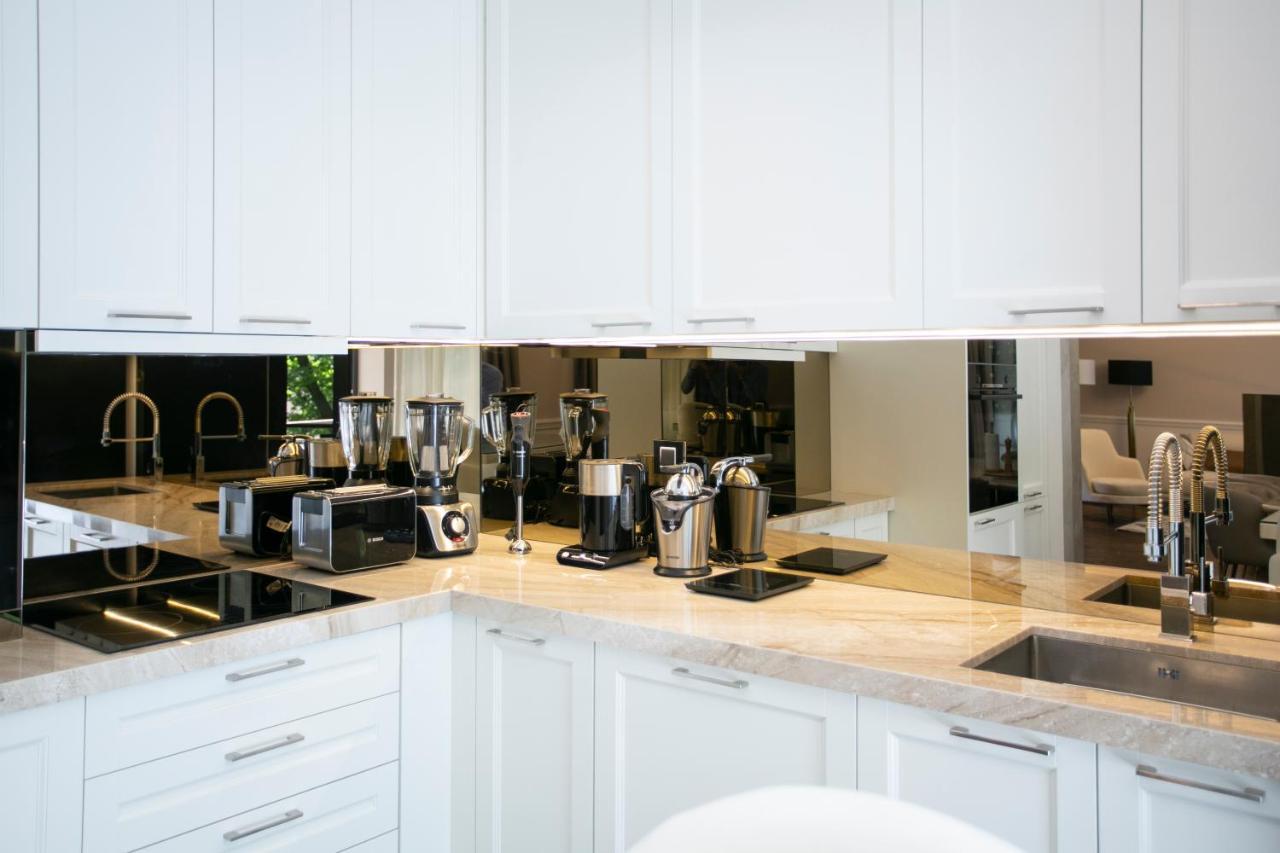 A True Touch Of Luxury Apartment Belgrade Luaran gambar